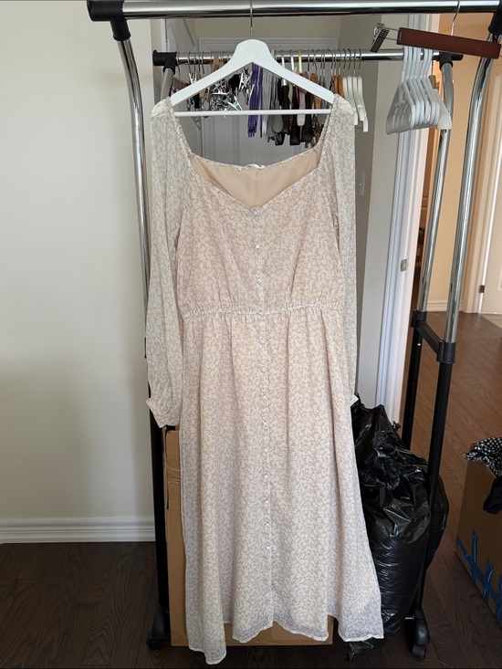OAK + FORT Dresses & Skirts - OAK + FORT Cream Floral Button-Front Long Sleeve Dress